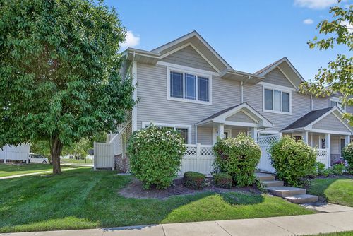 unit-31101-8601 Westown Pkwy, West Des Moines, IA, 50266-1654 | Card Image