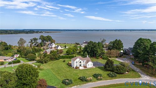 129 Coopers Point Ln, Tappahannock, VA, 22560-5206 | Card Image