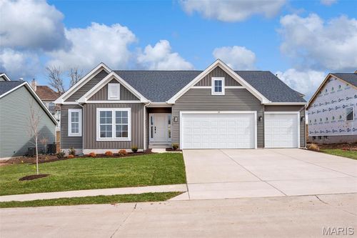 32 Landyn Ct, Dardenne Prairie, MO, 63368-4405 | Card Image