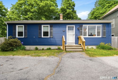 71 Smith St, Putnam, CT, 06260-1244 | Card Image