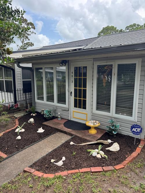 49-3 E Pine St, Carrabelle, FL, 32322 | Card Image