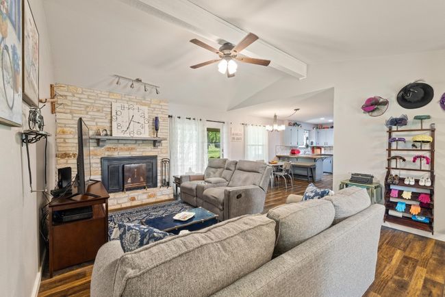3704 Del Rio Ct, House other with 3 bedrooms, 2 bathrooms and 4 parking in Georgetown TX | Image 4
