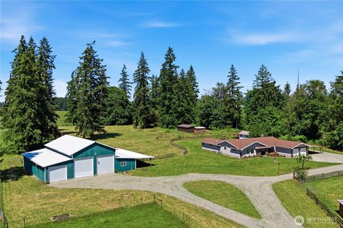 234 Avery Rd W, Winlock, WA, 98596-9626 | Card Image