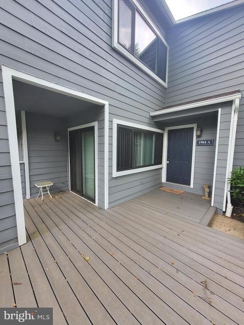 1904 Villaridge Dr, RESTON, VA, 20191-4835 | Card Image