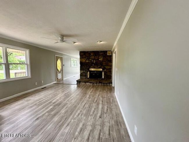 320 Speaks Branch Rd, House other with 2 bedrooms, 1 bathrooms and null parking in Rose Hill VA | Image 7