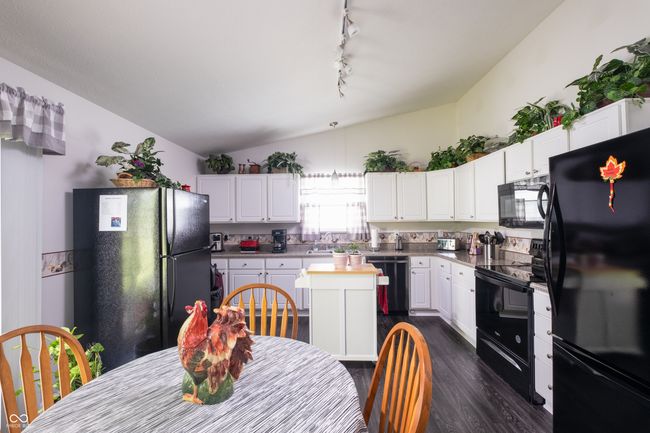 2402 Foxtail Dr, House other with 3 bedrooms, 2 bathrooms and null parking in Plainfield IN | Image 17