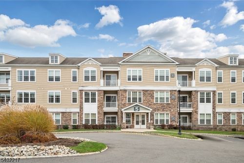 5107 Veterans Dr, Wharton, NJ, 07885-4228 | Card Image