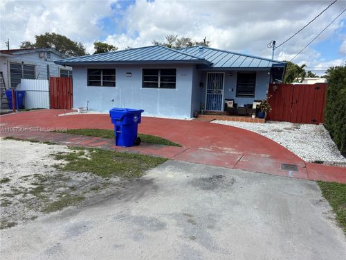 3625 Sw 6th St, Miami, FL, 33135-2520 | Card Image