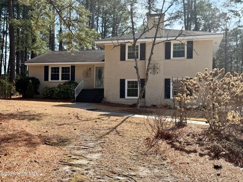 1711 Meadowbrook Ln W, Wilson, NC, 27893-2730 | Card Image