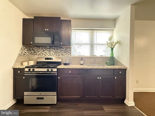 1-floor-182 W Roosevelt Blvd, PHILADELPHIA, PA, 19120-4238 | Card Image