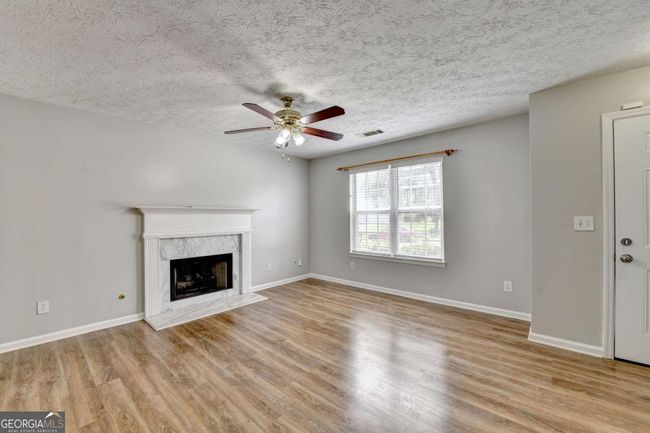 2355 Glen Chase Ln, House other with 3 bedrooms, 3 bathrooms and 4 parking in Lawrenceville GA | Image 8
