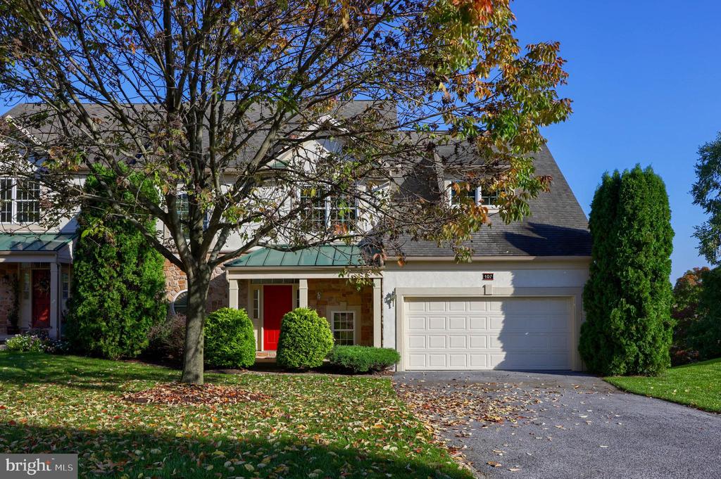 Foxgate Ct, Millersville, PA 17551