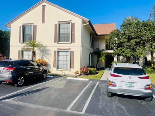 3372 Jog Park Dr, Greenacres, FL, 33467-2075 | Card Image