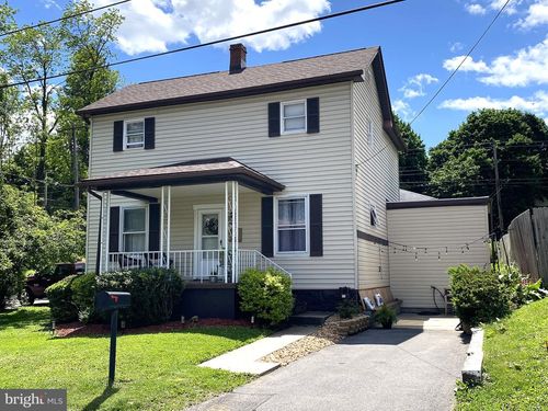 4 Centennial St, FROSTBURG, MD, 21532-1206 | Card Image