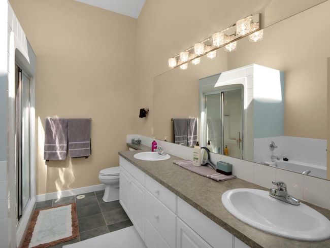 117 - 13 Aspen Glen, Home with 2 bedrooms, 4 bathrooms and 4 parking in Canmore AB | Image 20