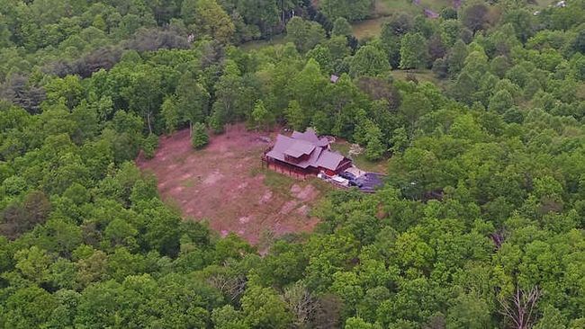 4760 Anderson Rd, Home with 4 bedrooms, 4 bathrooms and 2 parking in Hiawassee GA | Image 77