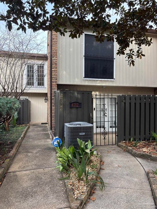 4712 Huron Dr, Pensacola, FL, 32507-8737 | Card Image