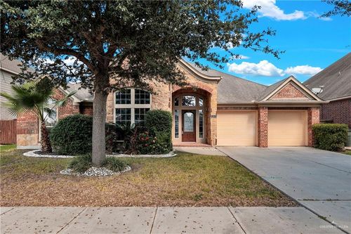 2805 San Eduardo St, Mission, TX, 78572-6481 | Card Image