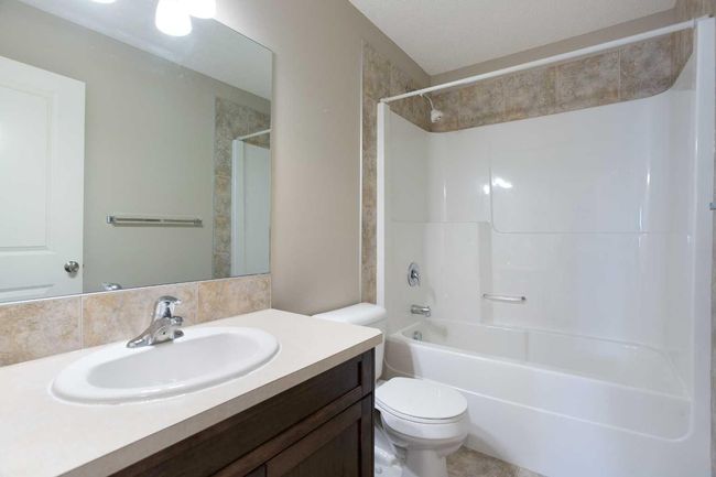 32 Drake Landing Hill, House other with 3 bedrooms, 3 bathrooms and 4 parking in Okotoks AB | Image 29