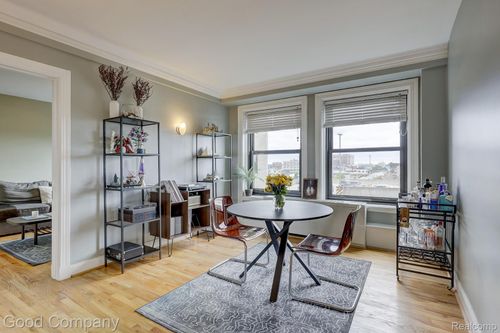 625-15 E Kirby St, Detroit, MI, 48202-4056 | Card Image