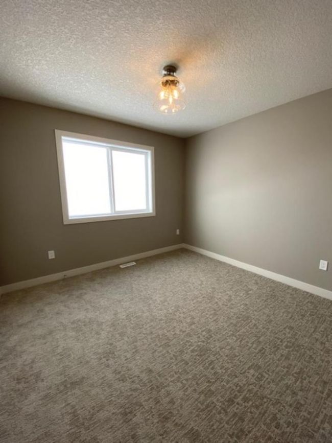 11342 107 Avenue, Home with 3 bedrooms, 2 bathrooms and 6 parking in Grande Prairie AB | Image 21