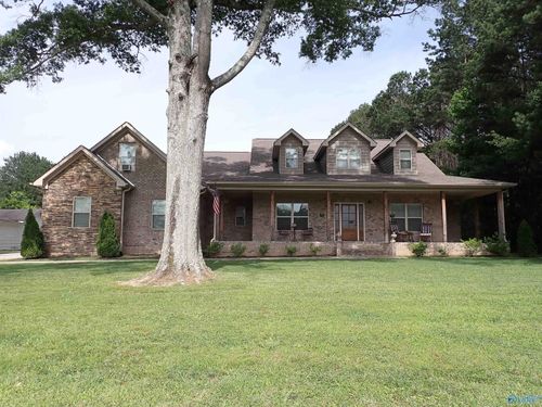 1139 Bellemeade Dr Sw, Hartselle, AL, 35640-2612 | Card Image