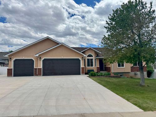 3310 Hayford Ave, Laramie, WY, 82072-5087 | Card Image