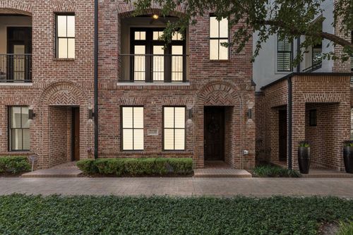 2138 Aylesport Dr, Dallas, TX, 75201-6301 | Card Image