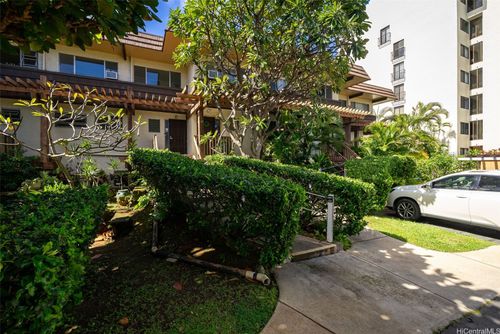 327-444 Lunalilo Home Rd, Honolulu, HI, 96825-1711 | Card Image