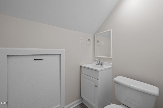 Bonus half bath | Image 35