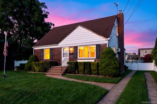 2357 Atlantic Boulevard, Hempstead, NY, 11793 | Card Image
