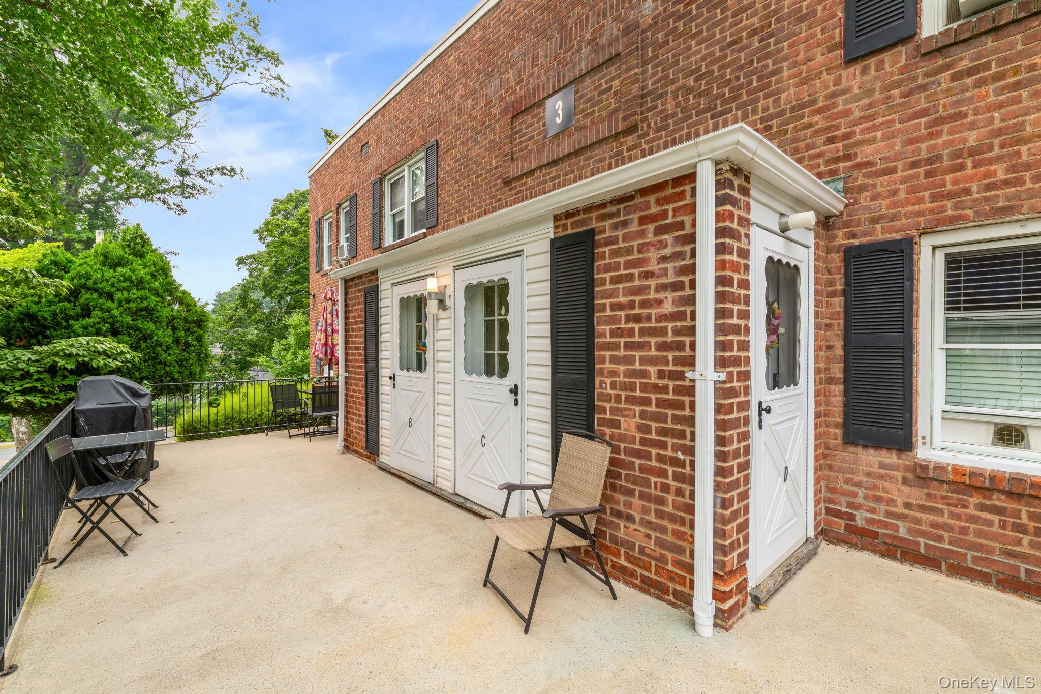 Residential in Greenburgh 2