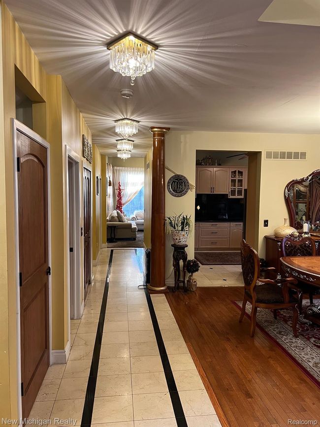 6248 Branford Dr, House other with 4 bedrooms, 5 bathrooms and null parking in West Bloomfield MI | Image 20
