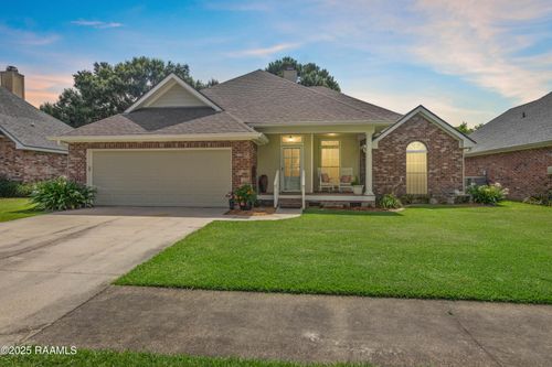 202 N Lakepointe Dr, Lafayette, LA, 70506-6431 | Card Image