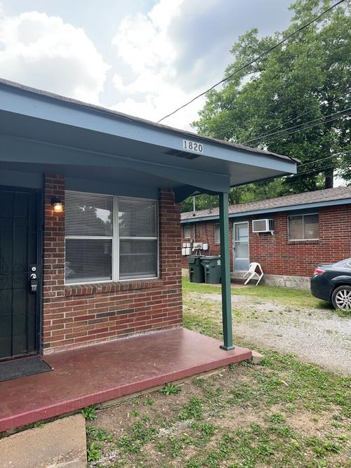 1820 Olive St, Chattanooga, TN, 37406-2825 | Card Image