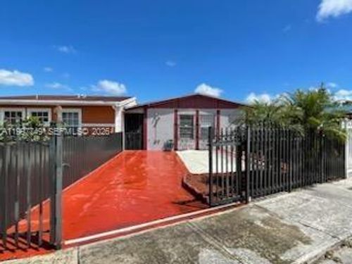 21388 Nw 40th Circle Ct, Miami Gardens, FL, 33055-1168 | Card Image