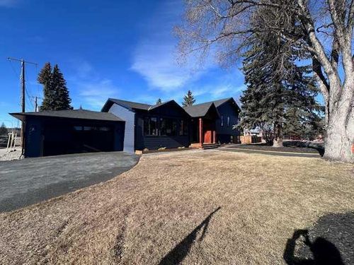 1 Spruce Bank Cres Sw, Calgary, AB, T3C3B5 | Card Image
