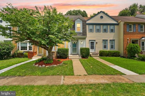 11824 Critton Cir, WOODBRIDGE, VA, 22192-1047 | Card Image