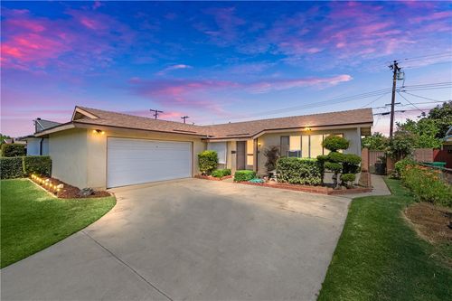 14842 Hope St, Westminster, CA, 92683-5825 | Card Image