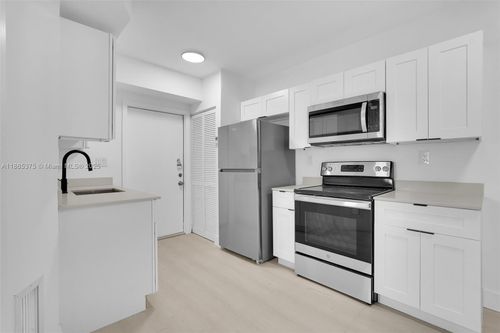 apt-4-1814 Nw 2nd Ct, Miami, FL, 33136-1659 | Card Image