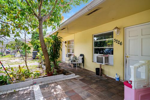 3224 Prince Dr, Lake Worth, FL, 33461-5537 | Card Image