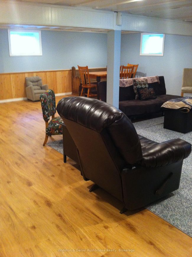20 Twigs End, House other with 3 bedrooms, 3 bathrooms and 3 parking in Gravenhurst ON | Image 20