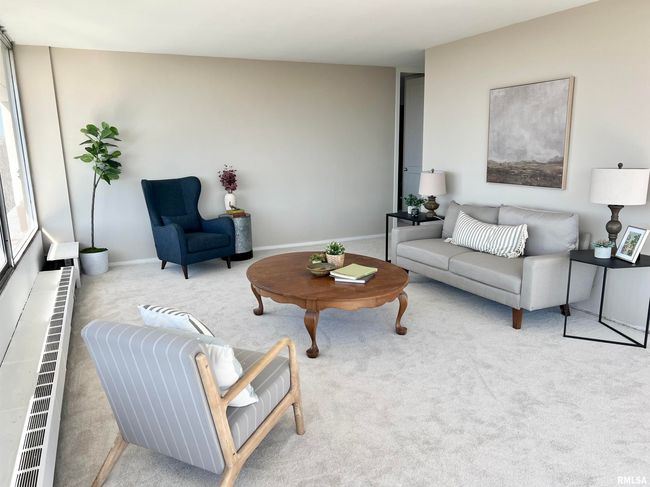 5B - 1337 21 St Ave, Condo with 2 bedrooms, 2 bathrooms and null parking in Rock Island IL | Image 4