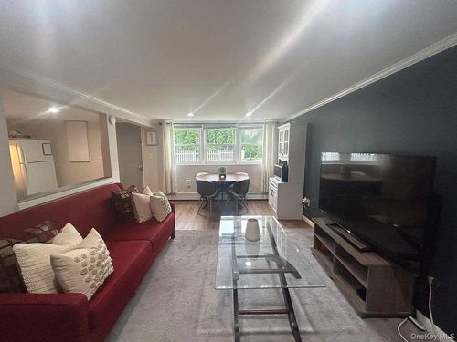 15 Wenmore Ln, Port Jefferson Station, NY, 11776-2831 | Card Image