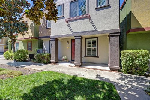 817 Sinter Lane, West Sacramento, CA, 95691 | Card Image