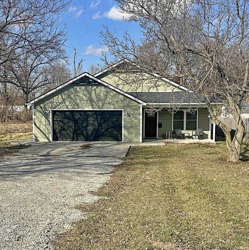 18 Wolf St, Washington, IN, 47501-3770 | Card Image