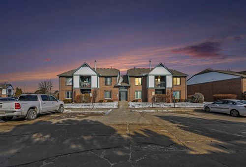 21-15324 Ashley Court, Macomb, MI, 48044 | Card Image