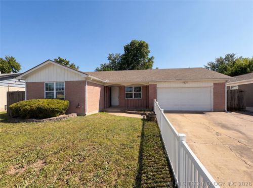 12160 E 23rd St, Tulsa, OK, 74129-5809 | Card Image