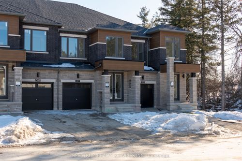 199 Av Grand Trunk, Maple, ON, L6A | Card Image