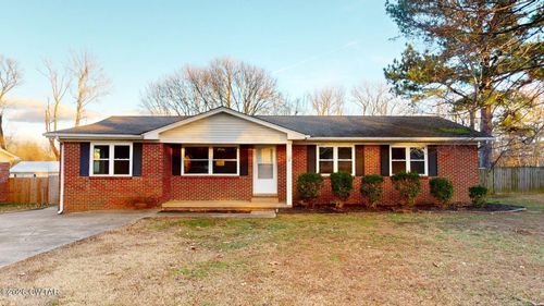 94 Steve Dr, Dyersburg, TN, 38024-6838 | Card Image